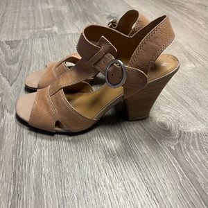 Franco Sarto, open toe heels, size 8.5, 3.5” Heel